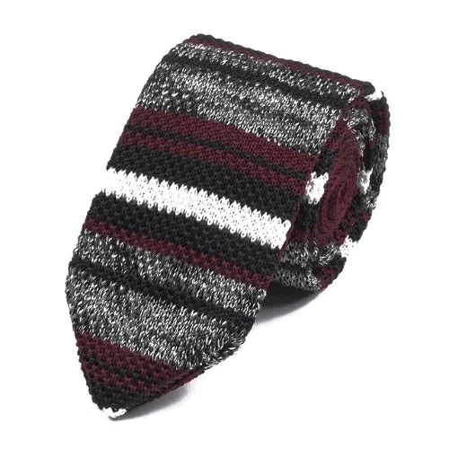 Stylish men's tie with modern touch-Classy Men Black Red Striped Knitted Tie