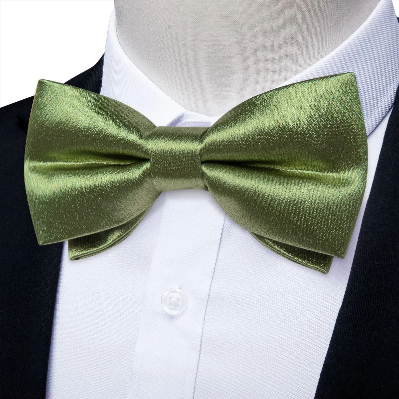 Best tie for men's corporate events-DiBanGu Silk Bow Tie Shining Sage Green Solid Mens Pre-Tied Bowtie Hanky Cufflinks Set