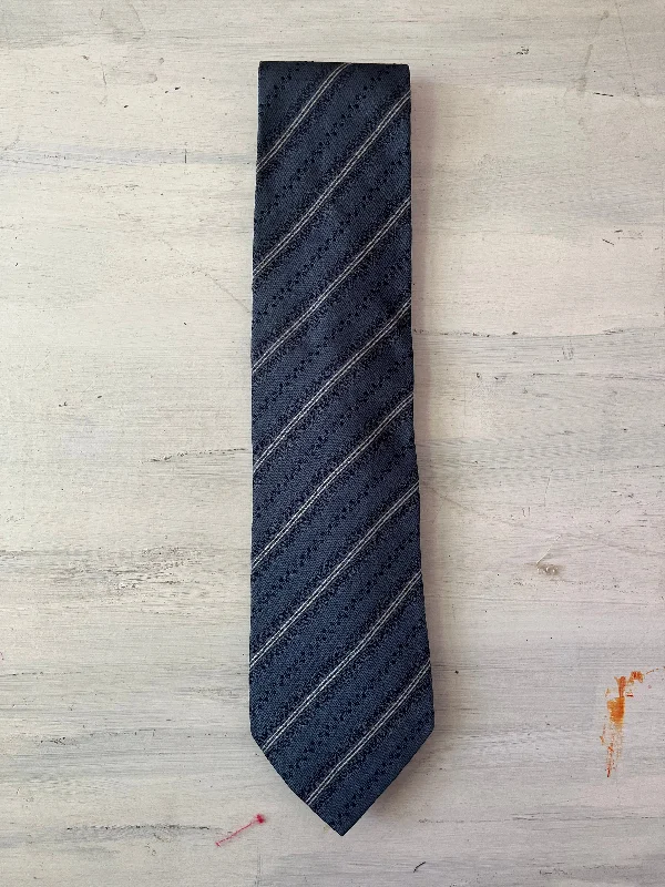 Men's tie with modern color schemes-Gucci tie