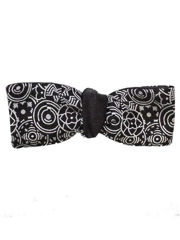 Men's silk tie for holiday gatherings-Le Noeud Papillon Skinny Bow Tie Black Silver Geometric SALE