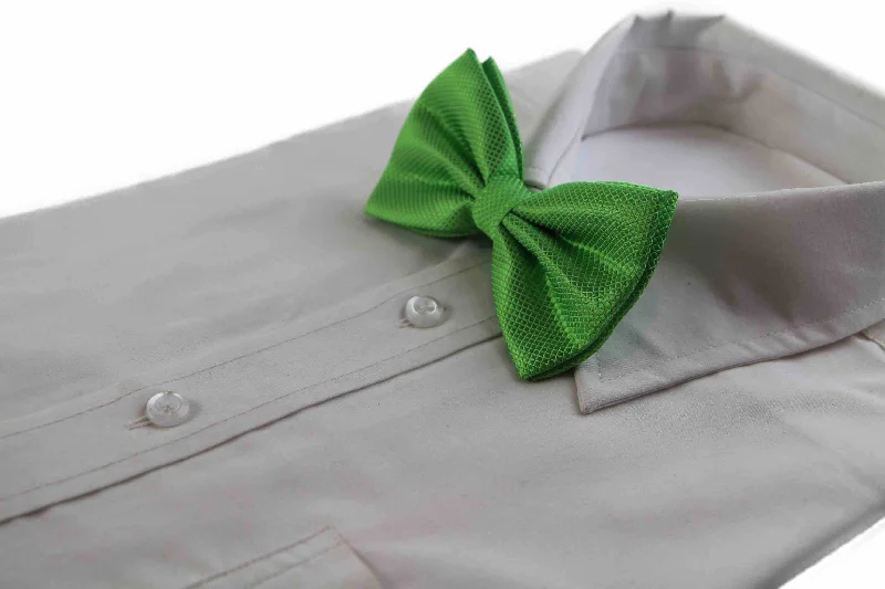 Men's tie with modern stripes for business-Mens Apple Green Plain Coloured Checkered Bow Tie