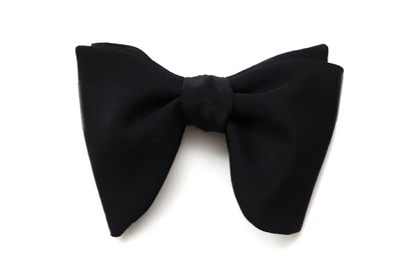 Men's tie for a stylish office outfit-Men's Large Silk Bow Tie