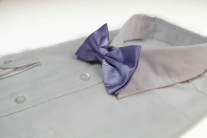 Men's tie for a luxury dinner event-Mens Lavender Solid Plain Colour Bow Tie