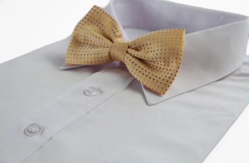 Trendy men's tie for weddings-Mens Pale Orange Polka Dot Patterned Bow Tie