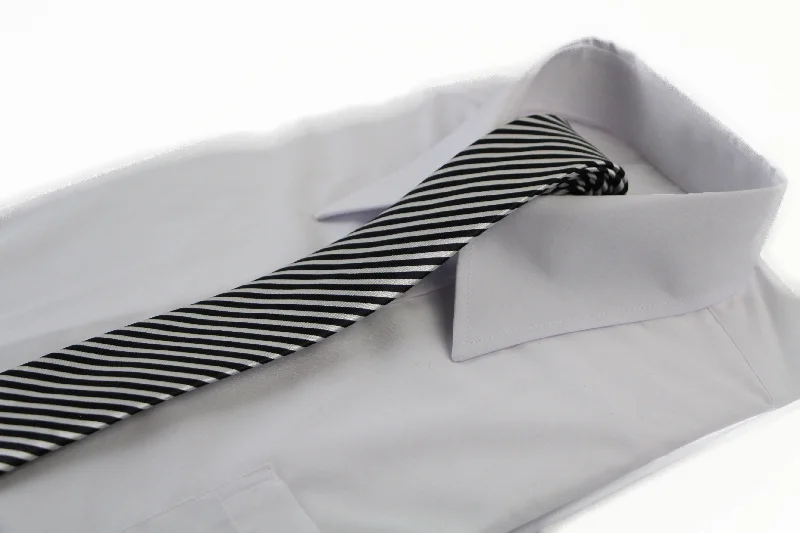 Men's tie with a luxurious smooth feel-Mens White & Black Thin Diagonal Stripe 5cm Skinny Neck Tie