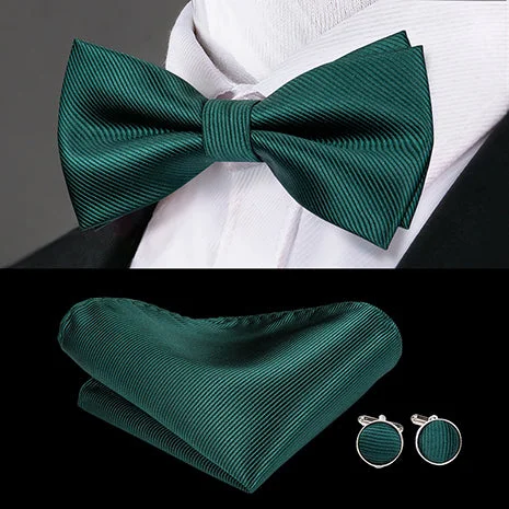 Designer tie with rich color palette-Solid Dark Green Pre-tied Bow Tie Pocket Square Cufflinks Set