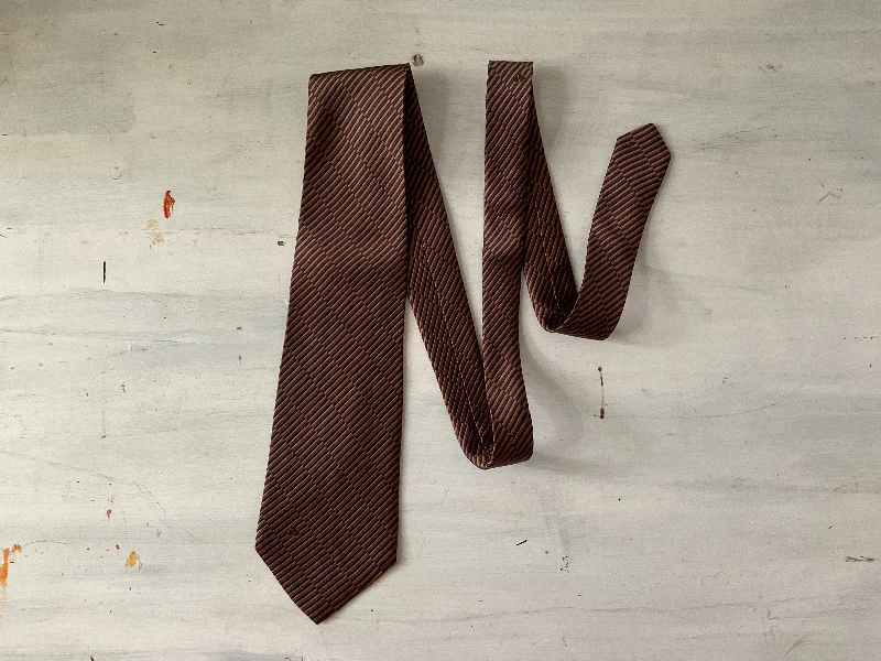 Elegant silk tie for business professionals-Vintage Valentino tie